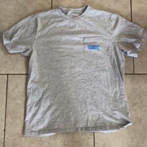 Men Vineyard Vines Sailboat Tshirt, Grey, Size Large.